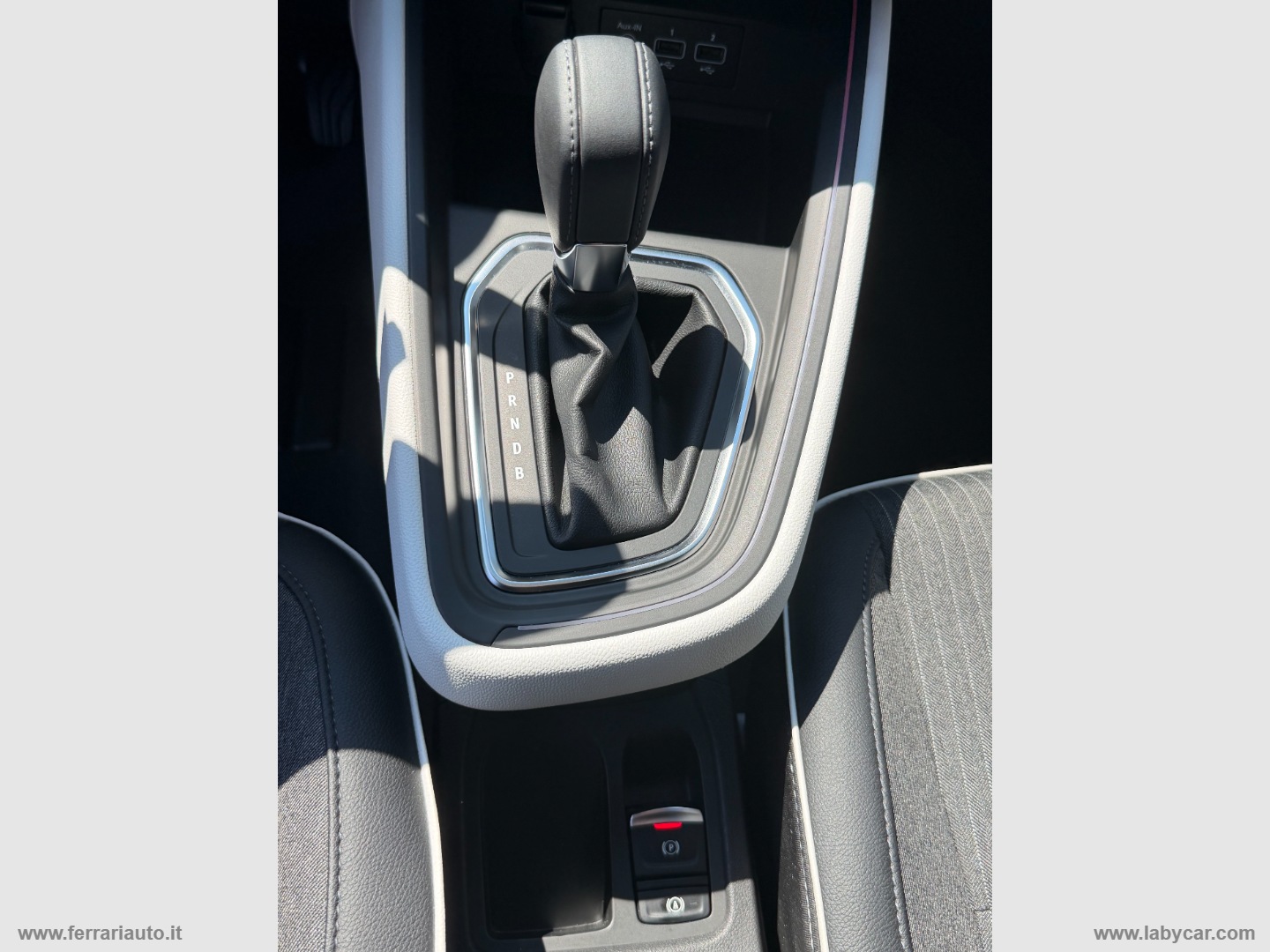Clio Full Hybrid E-Tech 145 CV Techno SOLO 10.000 KM!!! - immagine 9