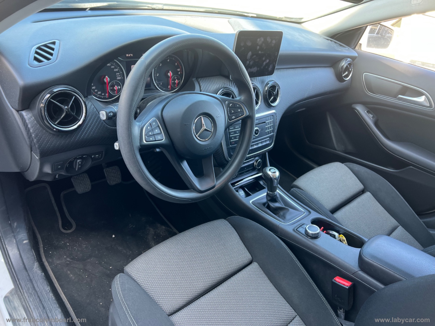 GLA 180 d Business - immagine 9