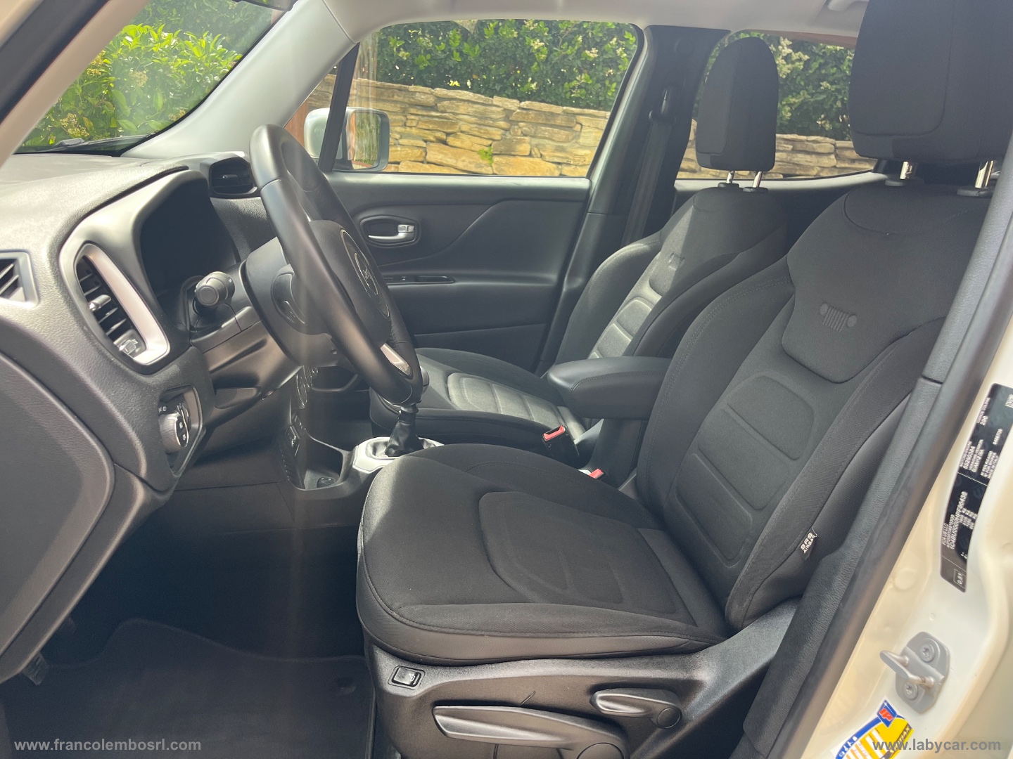 Renegade 1.6 Mjt 120CV Limited - immagine 9