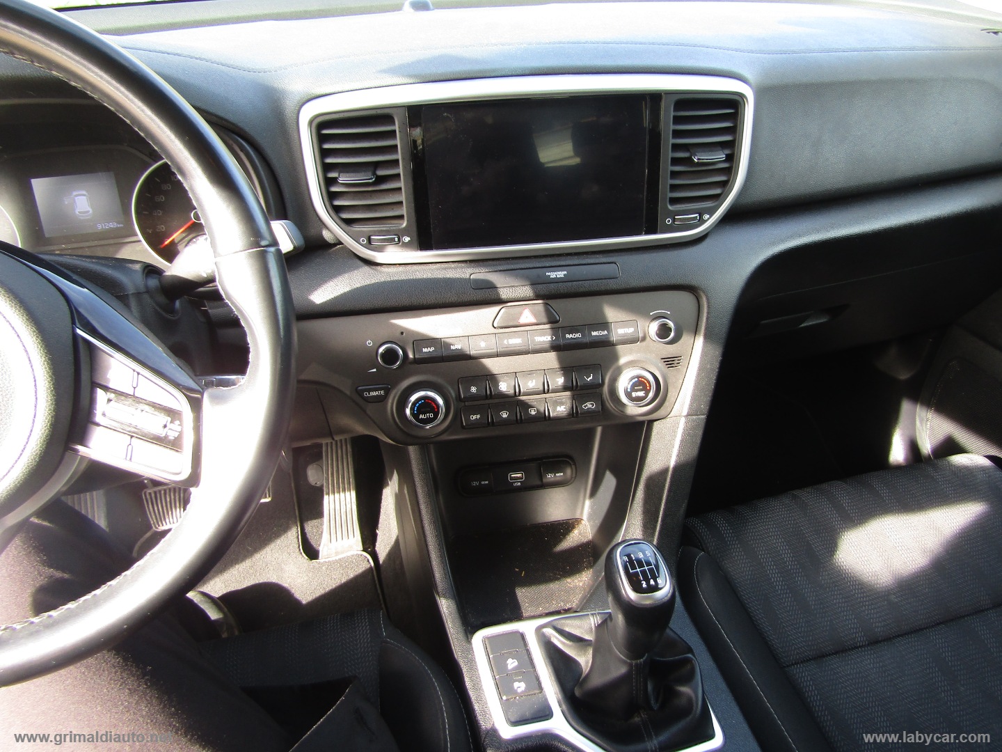 Sportage 1.6 CRDI 2WD M.H. Bus.Cl - immagine 9