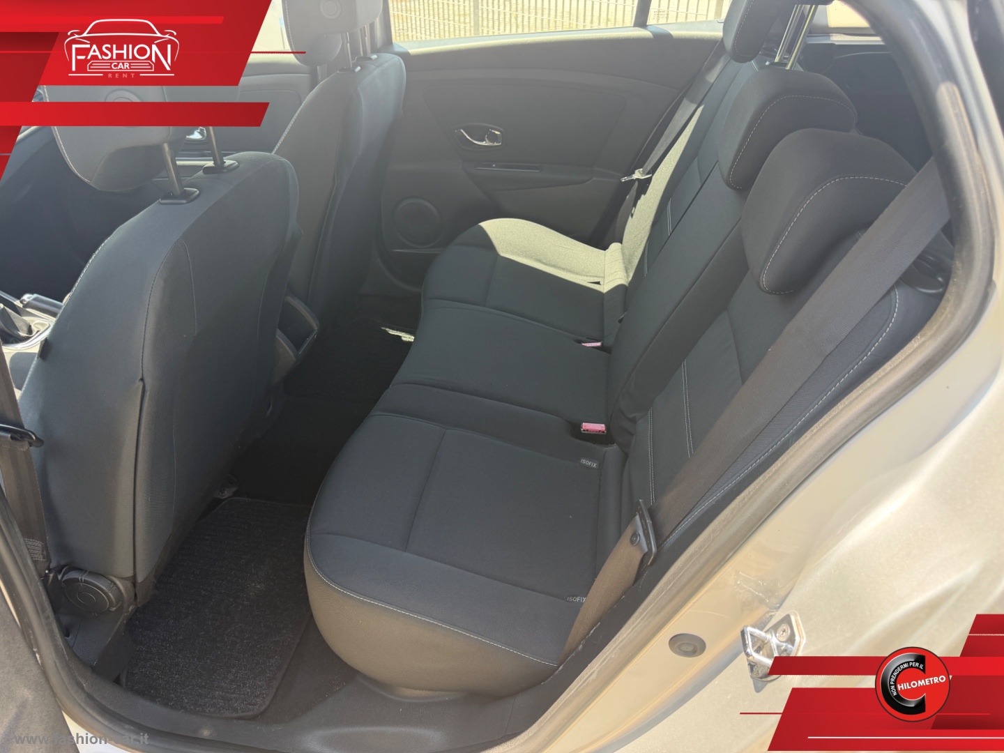 Mégane 1.5 dCi 110 CV SporTour Limited - immagine 9