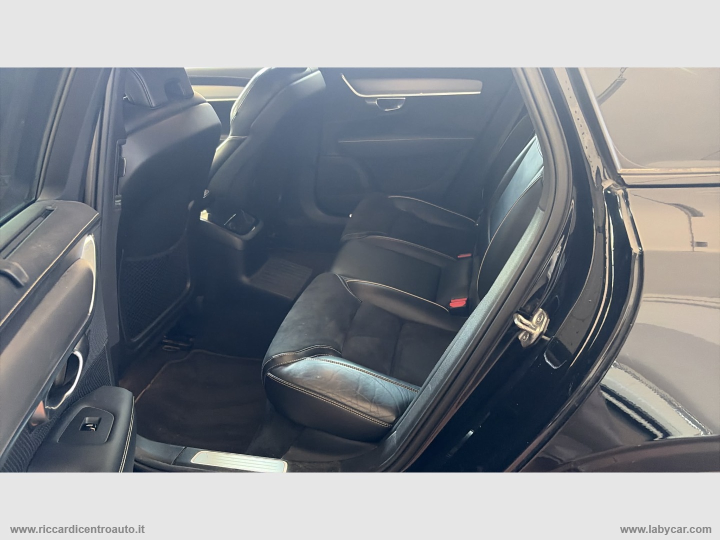 V90 T6 Rech. AWD Plug-in Hyb.R-design - immagine 9