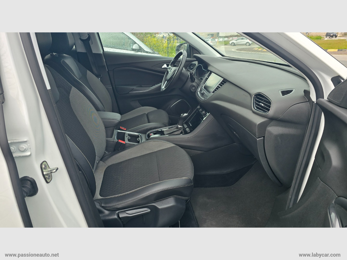 Grandland X 1.5 D Ecotec S&S aut. Ult. - immagine 9