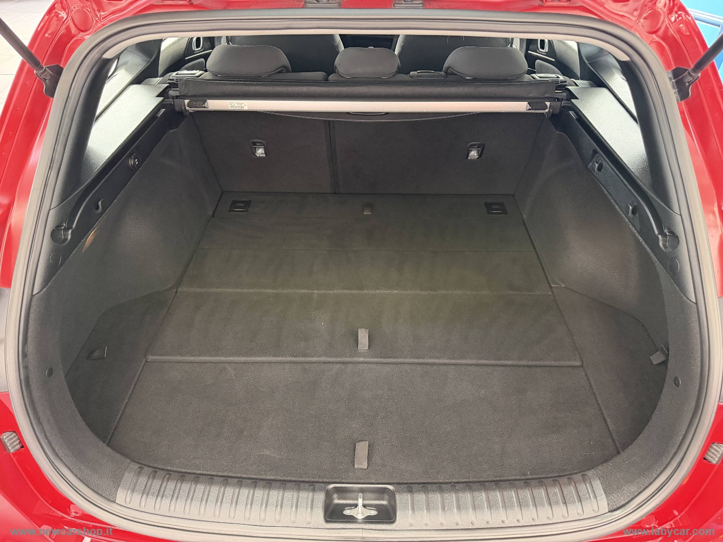Ceed 1.6 CRDi 136CV SW Business Class NEOPATENTATI - immagine 9