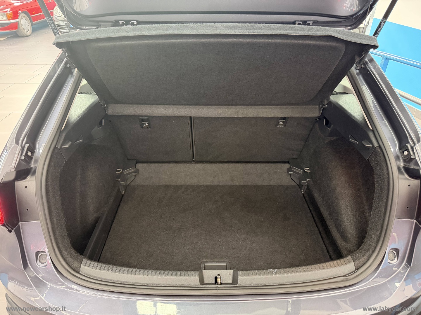 Taigo 1.0 TSI Life NEOPATENTATI - immagine 9