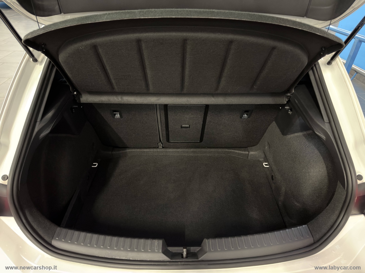 Leon 1.5 eTSI 150CV DSG FR - immagine 9