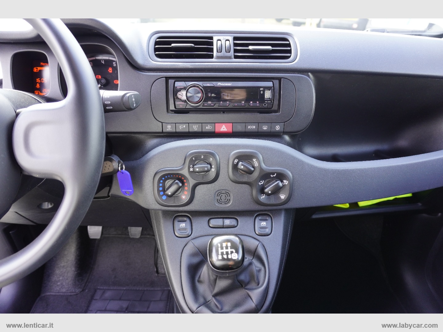 Panda 1.0 GSE S&S Hybrid Pop Van 2 p.ti solo Km 26.000 - immagine 9