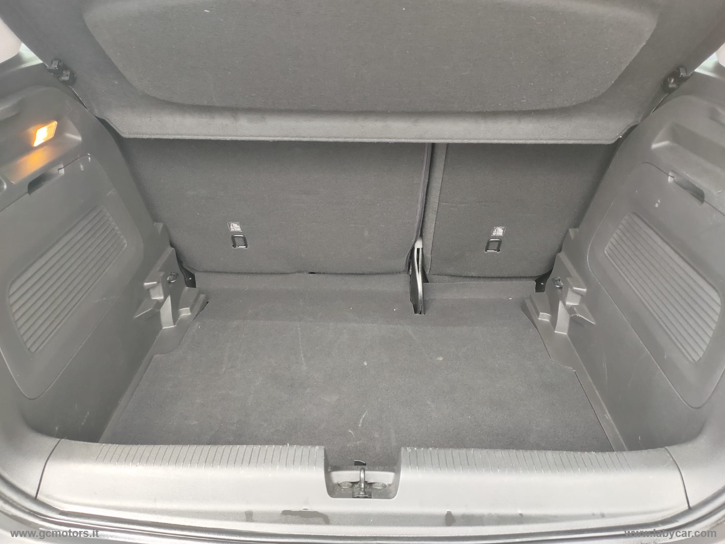 Opel Crossland Crossland 1.2 T. 12V 130CV aut.S&S Eleg. - Immagine 9