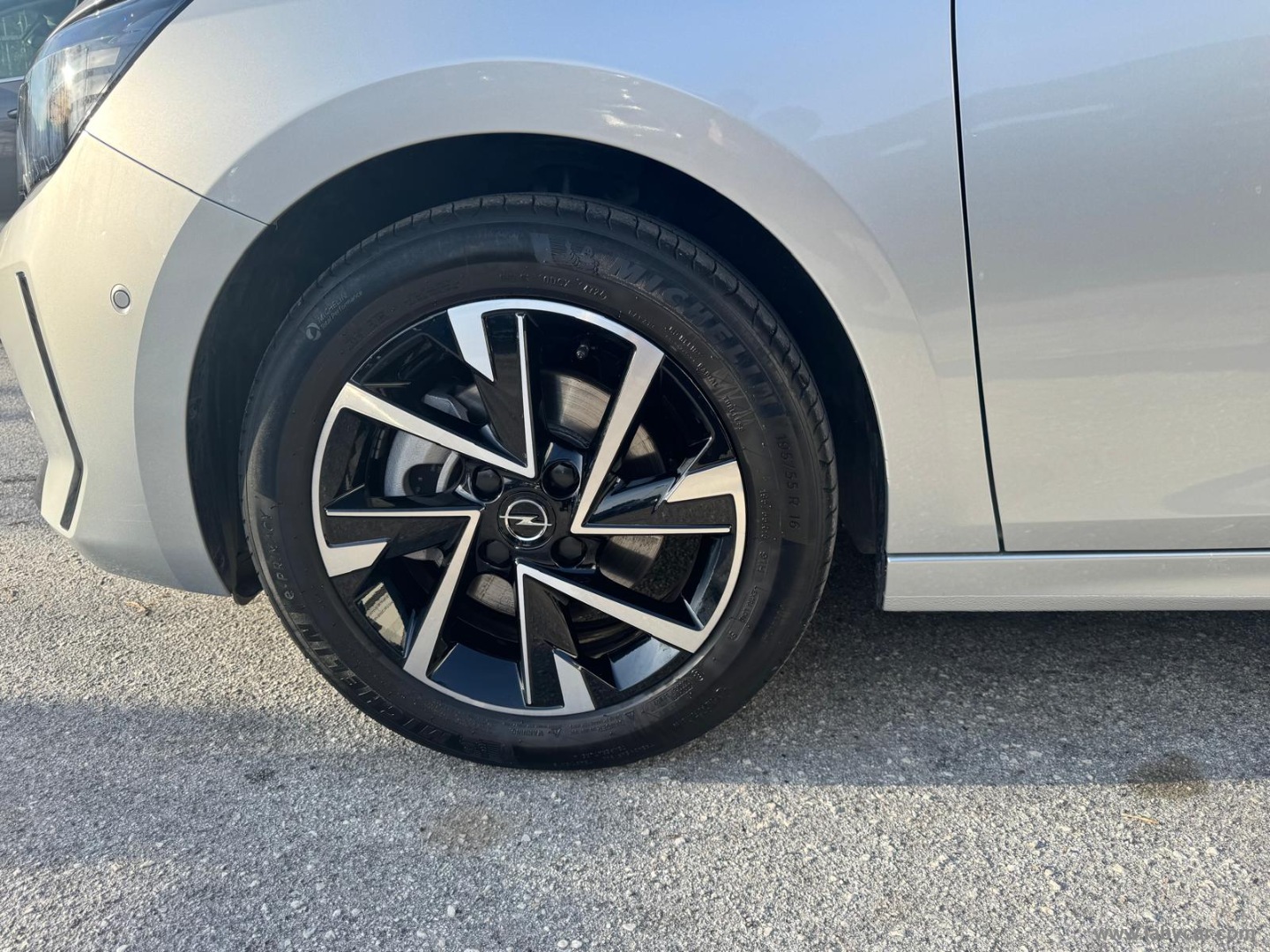 Corsa 1.2 100 CV GS - immagine 9