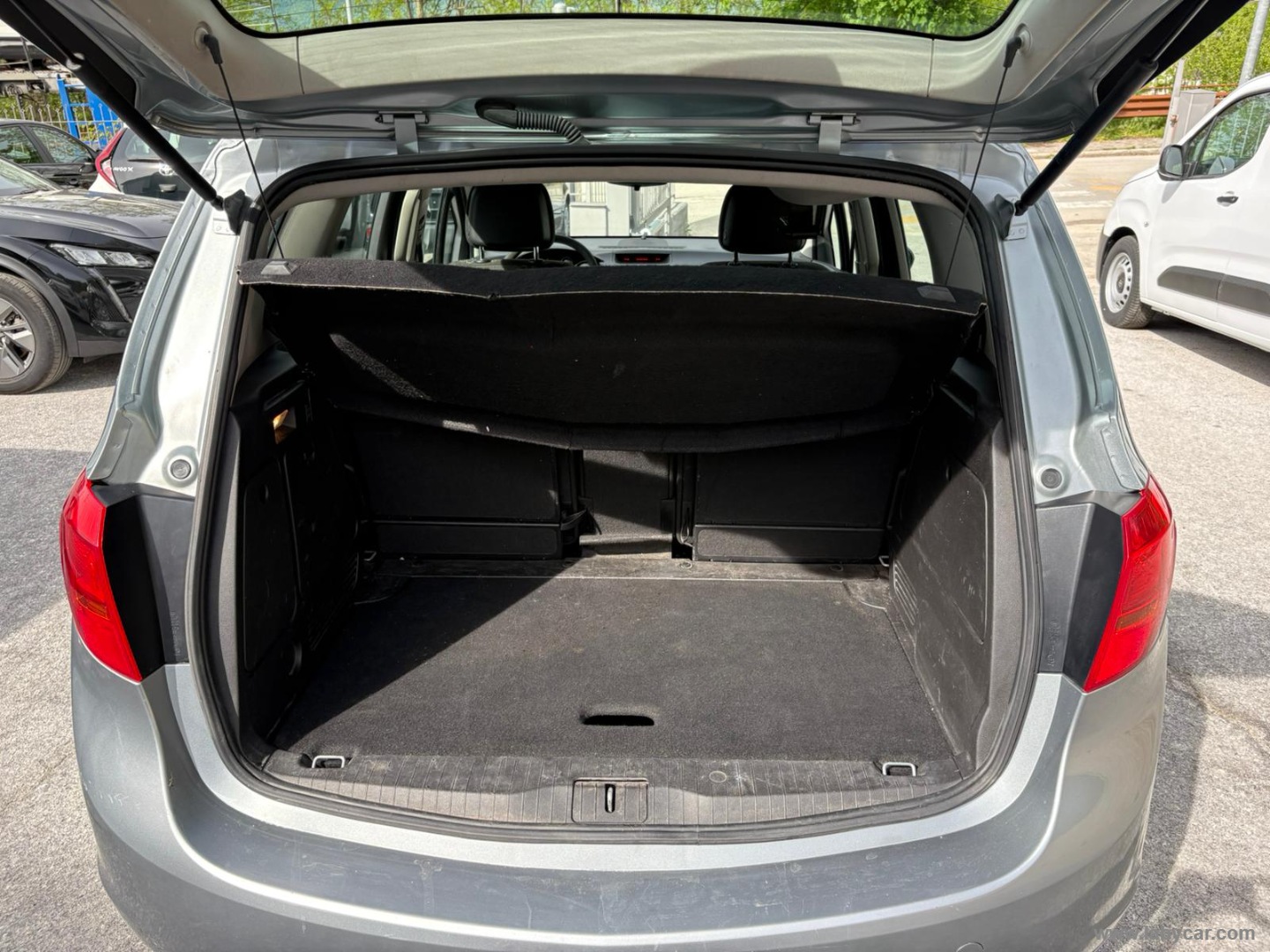 Opel Meriva 1.3 CDTI 95 CV ecoFLEX Cosmo - Immagine 9