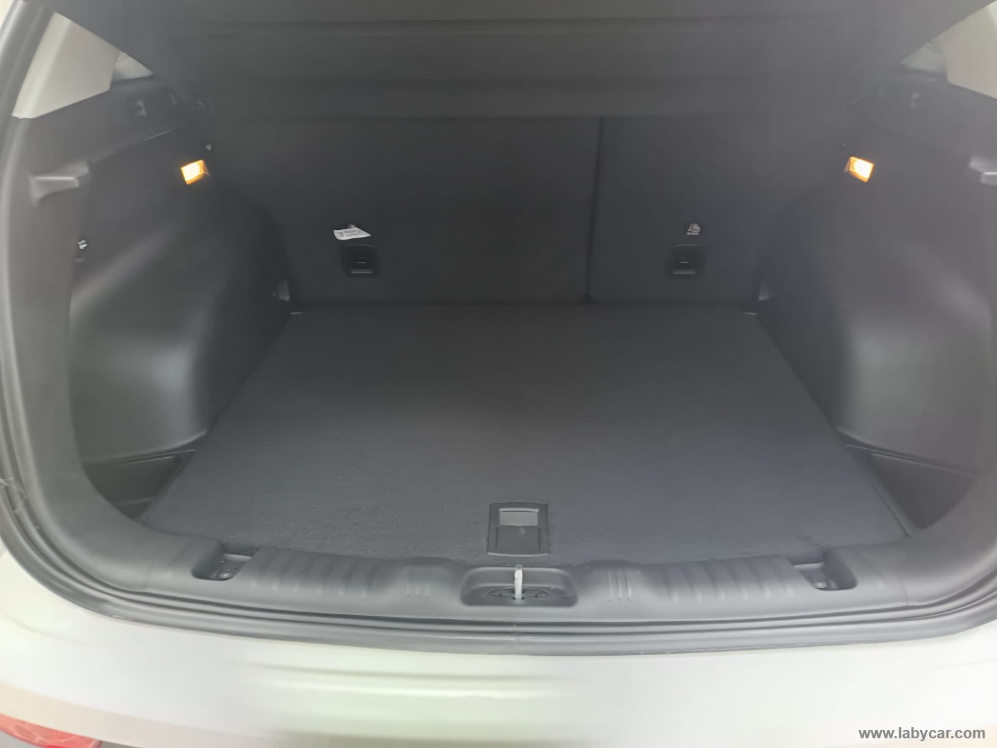 Jeep Compass 1.3 T4 2WD Night Eagle - Immagine 9
