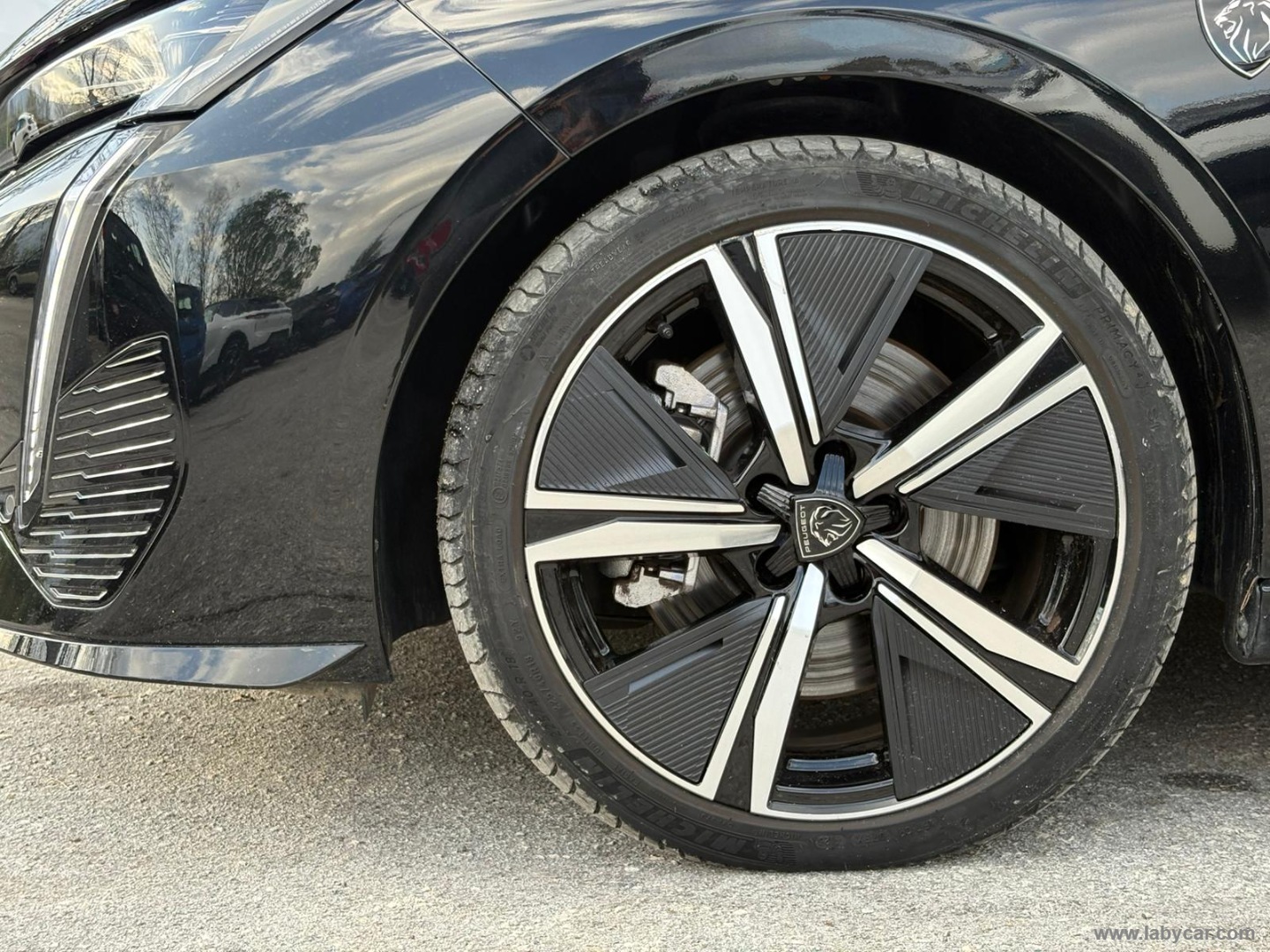 308 Hybrid 225 e-EAT8 SW GT - immagine 9