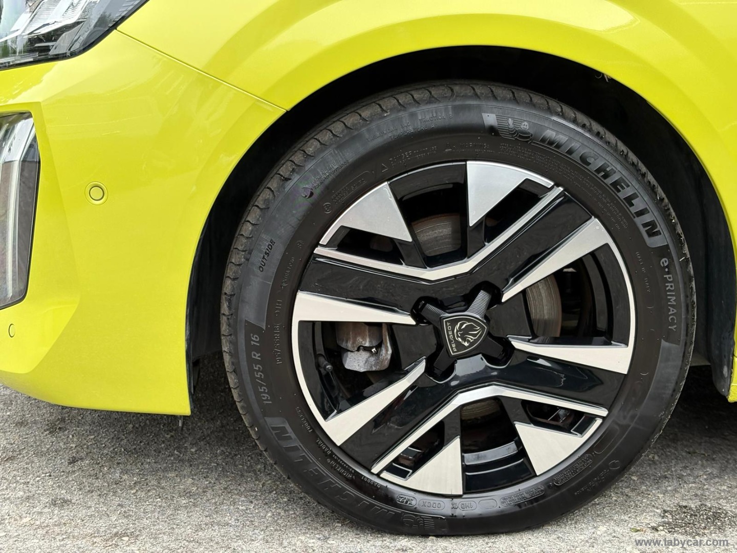 Peugeot 208 PureTech 100 S&S 5p. Allure - Immagine 9