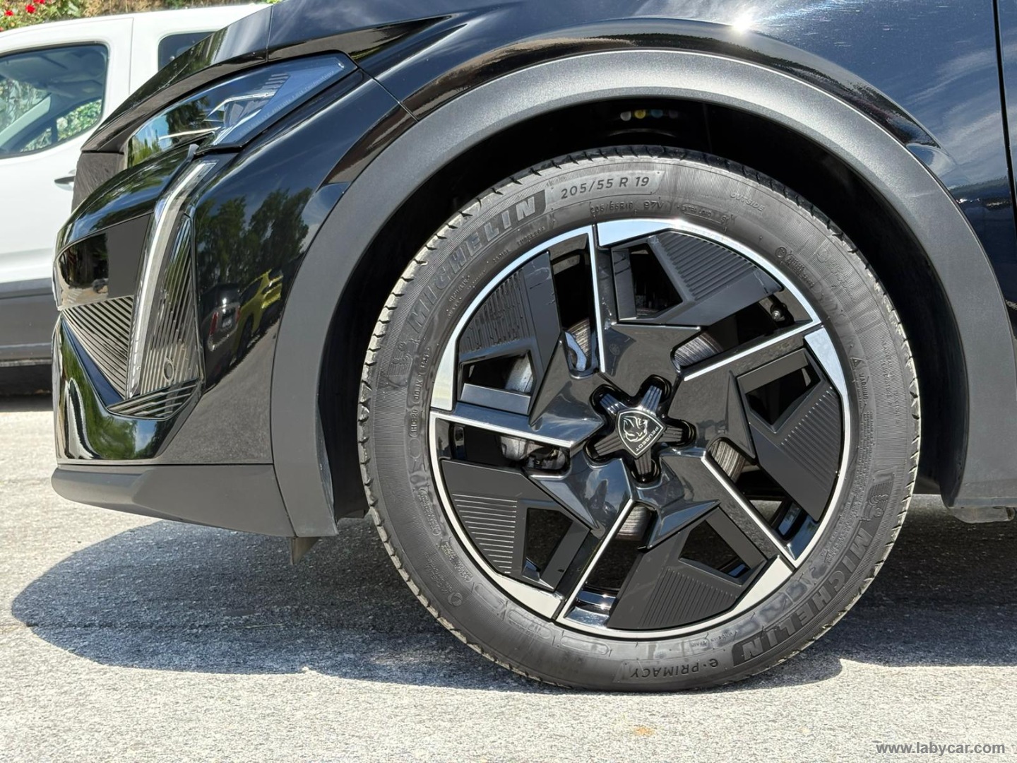408 Hybrid 136 e-DCS6 GT - immagine 9