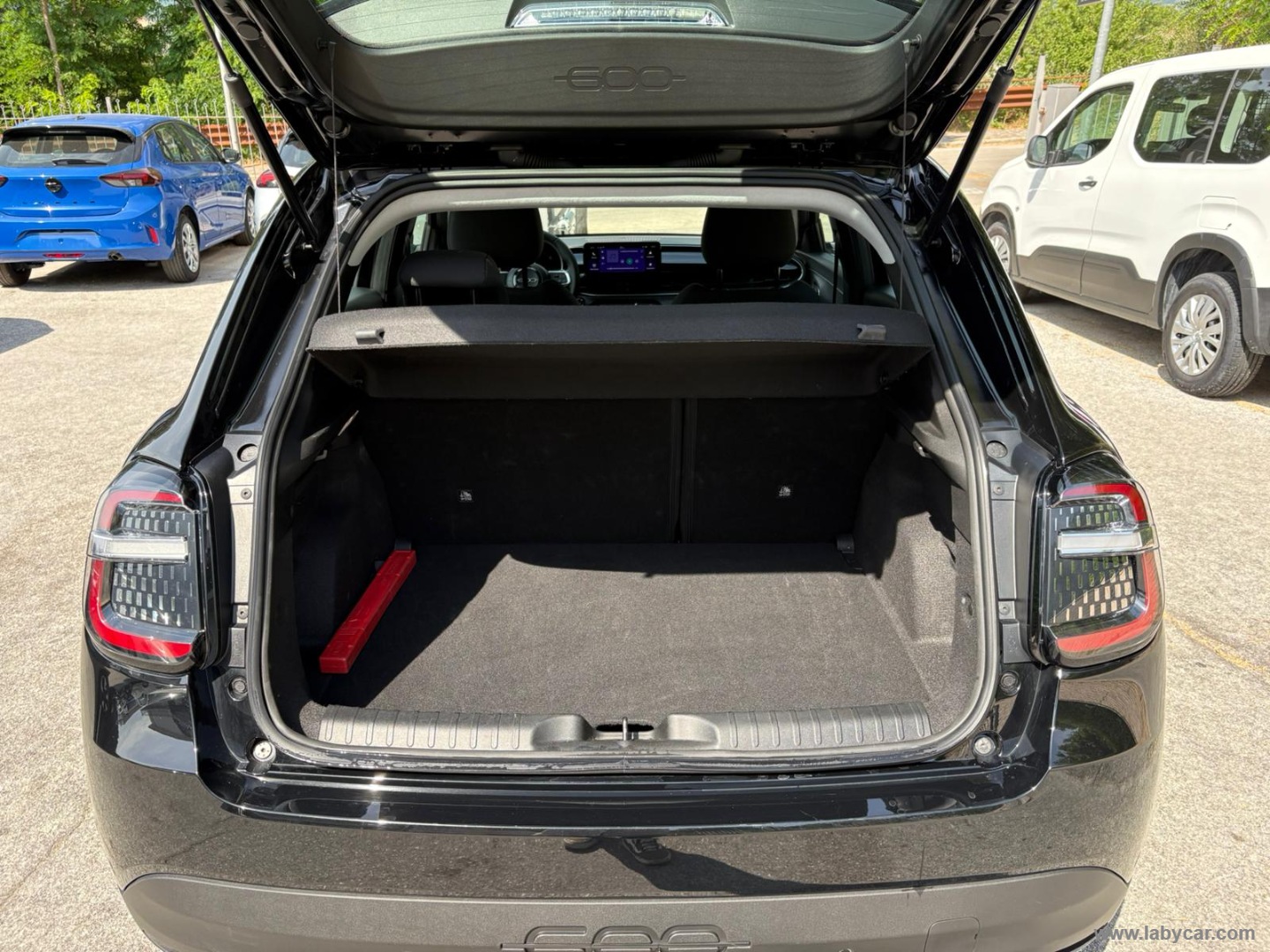 Fiat 600 Hybrid 145 CV DCT MHEV Icon - Immagine 9