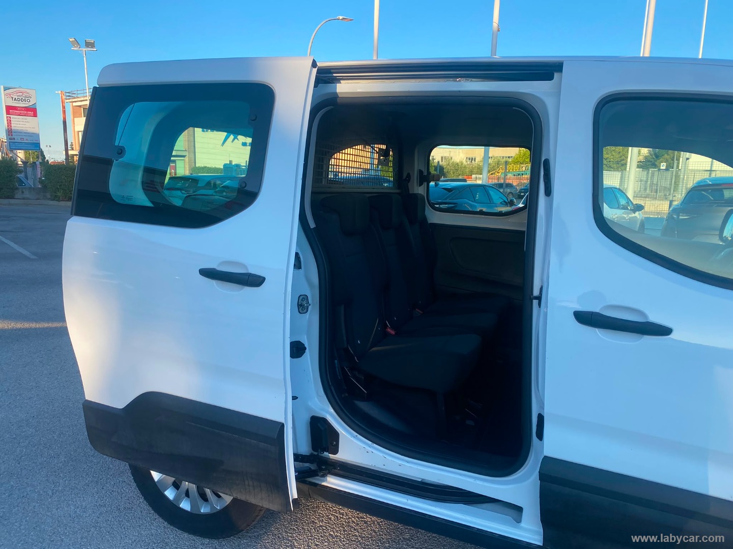 Peugeot Rifter BlueHDi 100 S&S Active Pack Std - Immagine 9