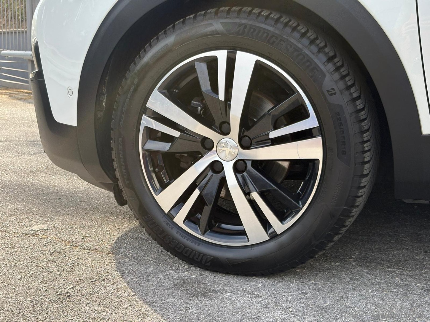 Peugeot 3008 BlueHDi 150 S&S Allure - Immagine 9