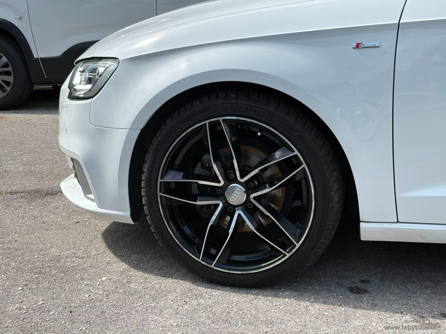 Audi A3 SPB 2.0 TDI Sport - Immagine 9