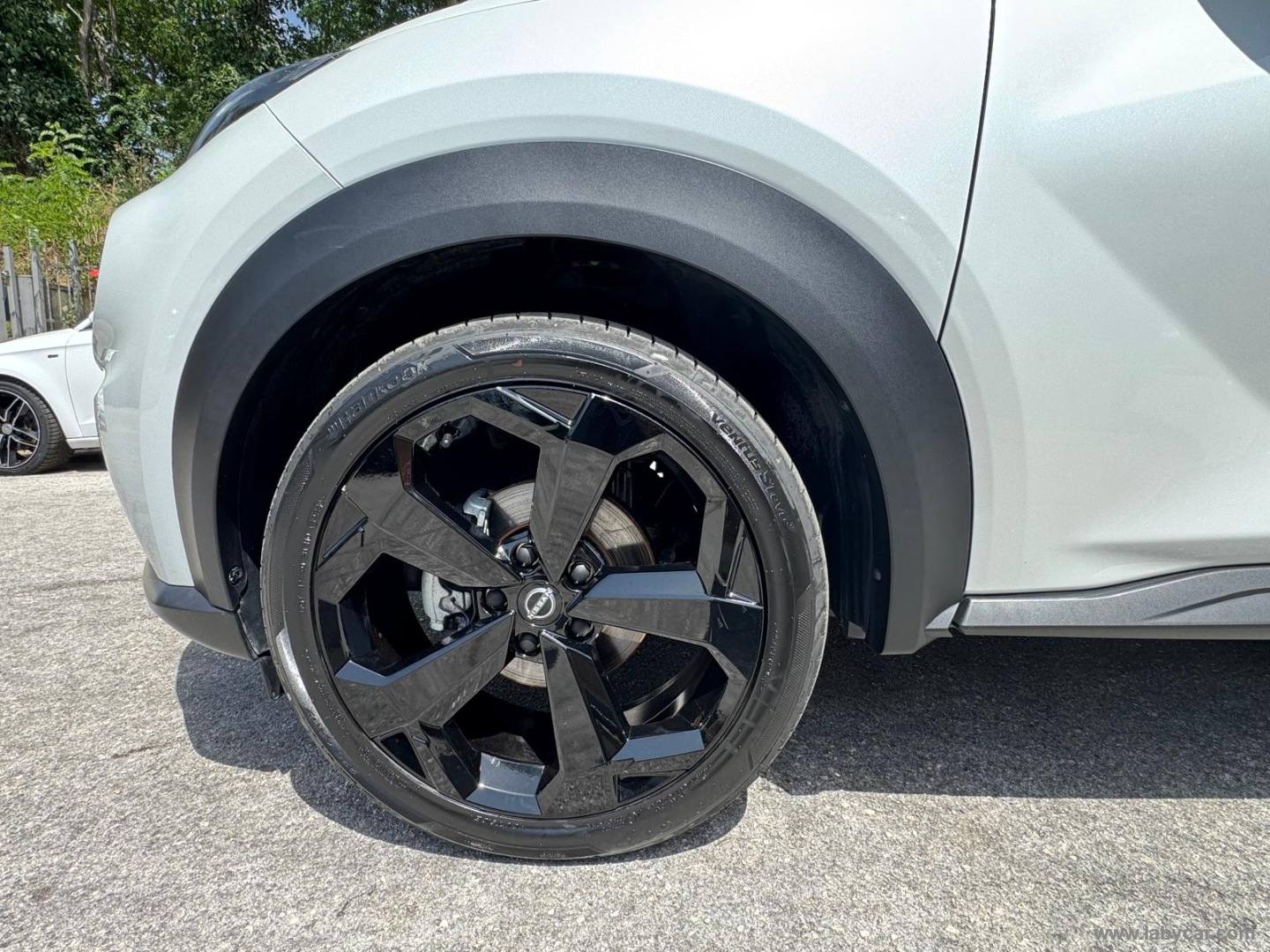 Nissan Juke 1.0 DIG-T 114 CV Tekna - Immagine 9
