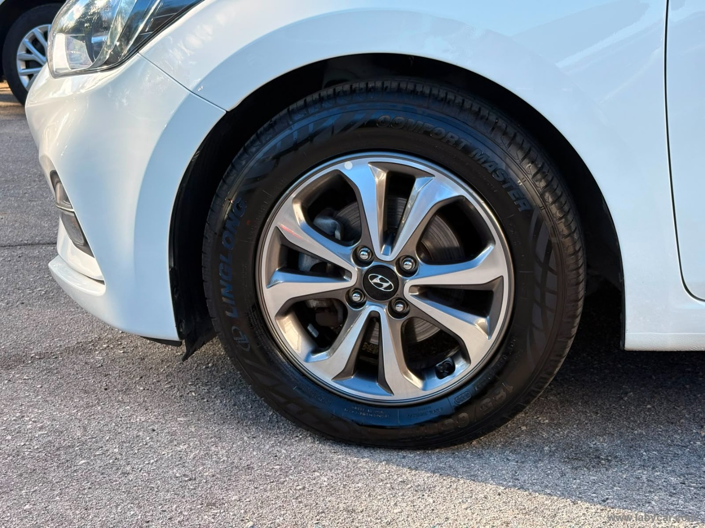 Hyundai i20 1.2 5p. Advanced - Immagine 9