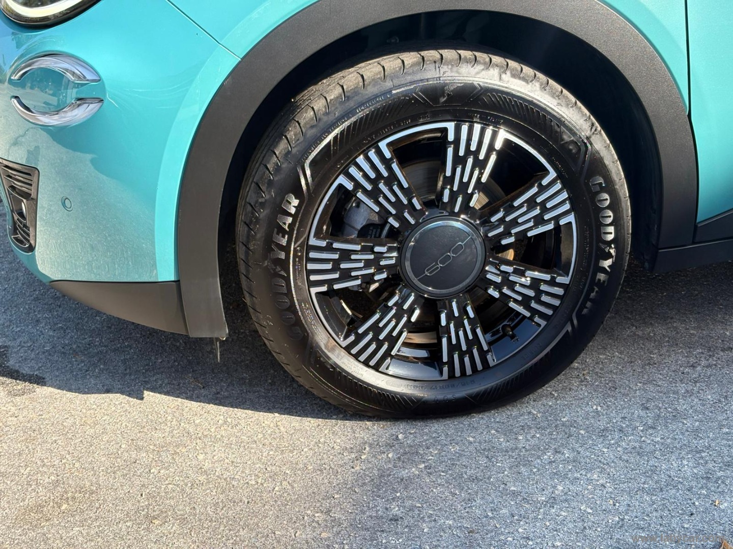 Fiat 600 Hybrid 145 CV DCT MHEV Icon - Immagine 9