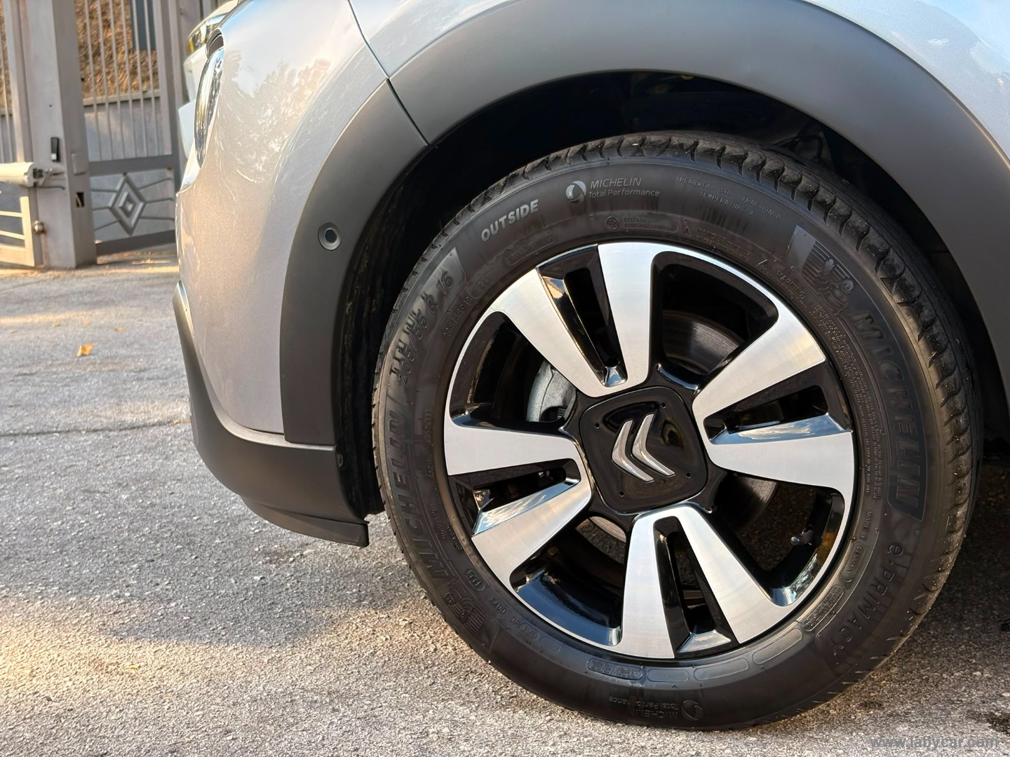 Citroën C3 PureTech 110 S&S Shine - Immagine 9