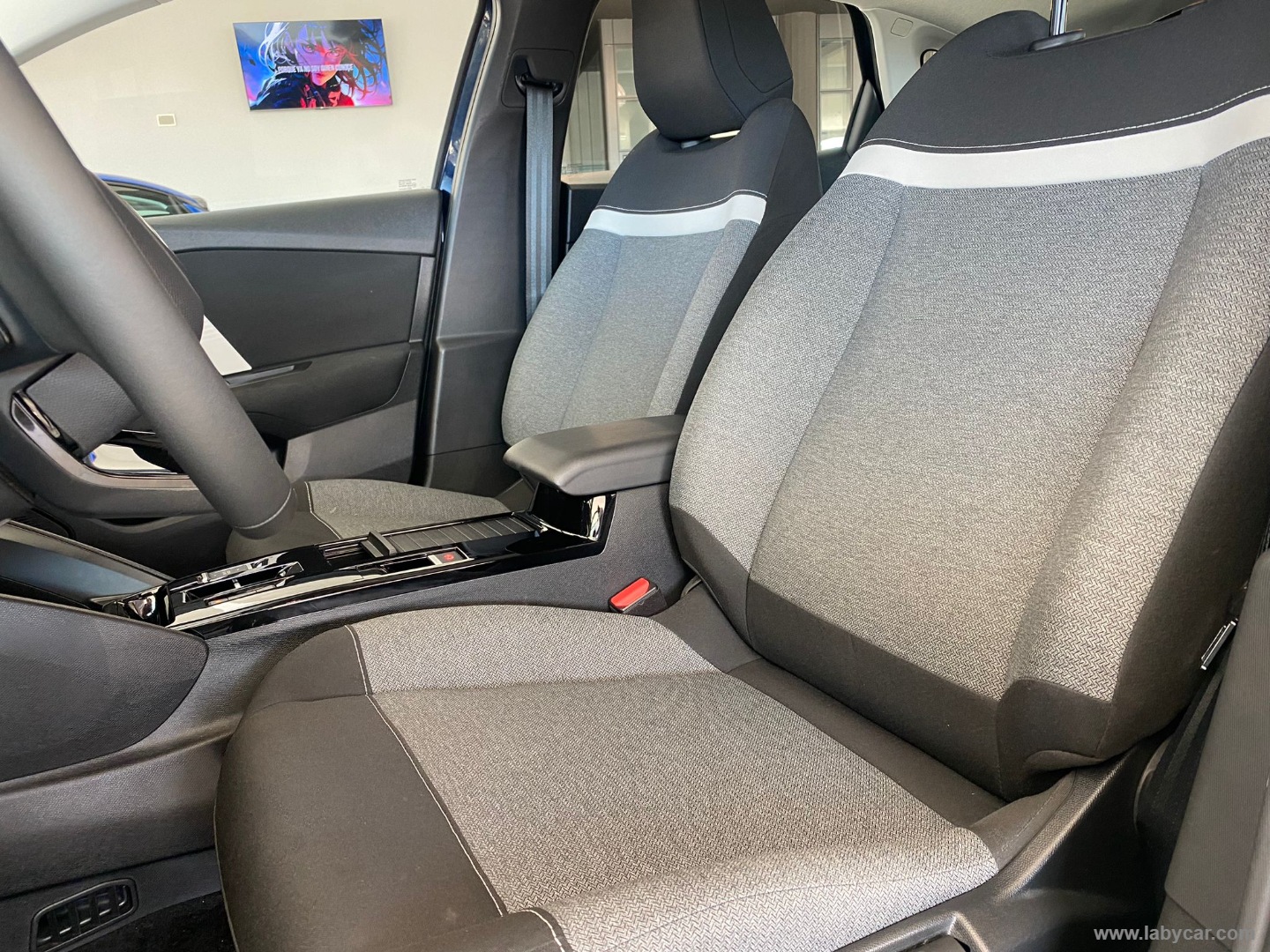 Citroën C4 Hybrid 110 e-DCS6 You - Immagine 9