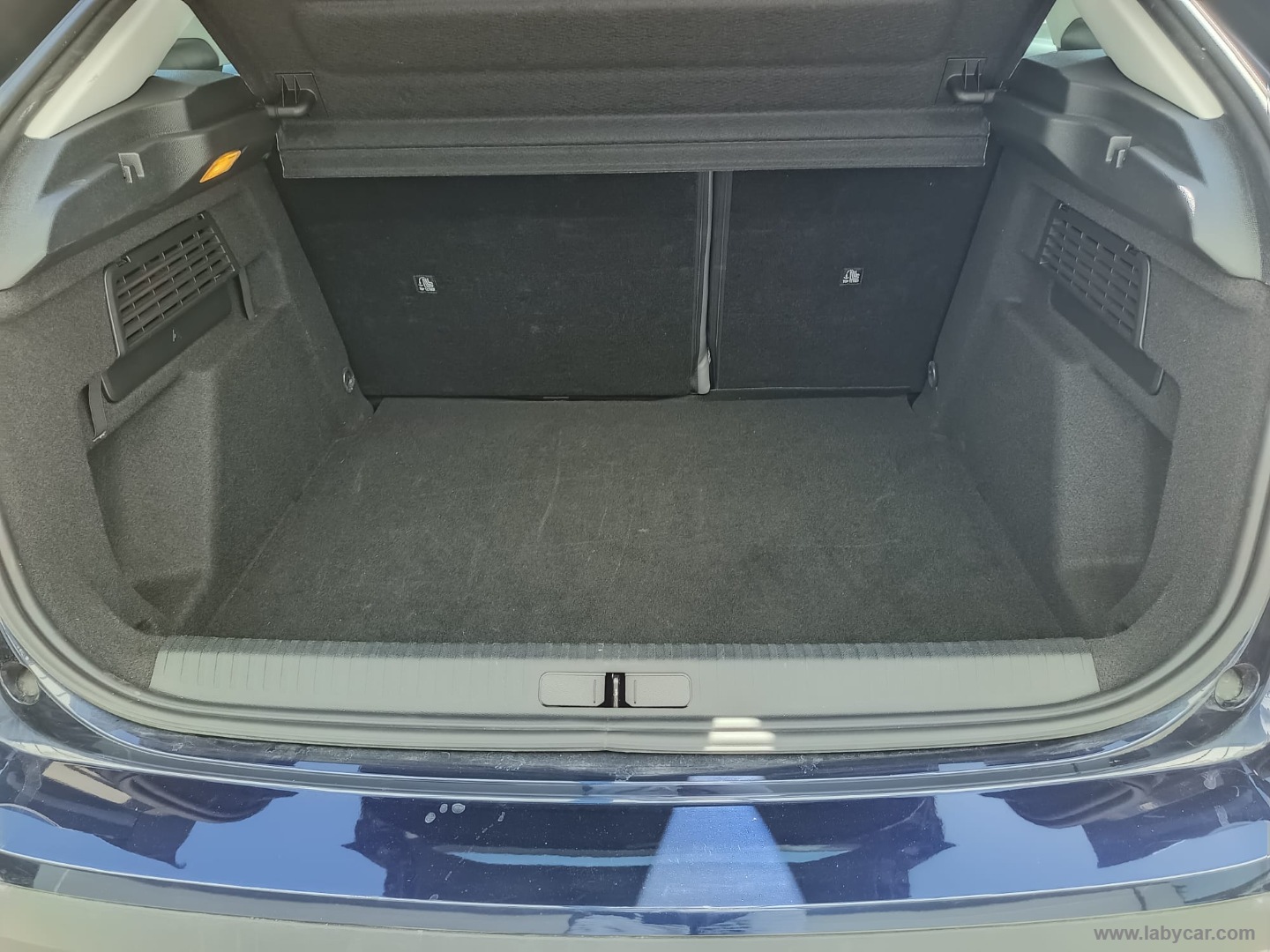 Citroën C4 Hybrid 145 e-DCS6 Plus - Immagine 9