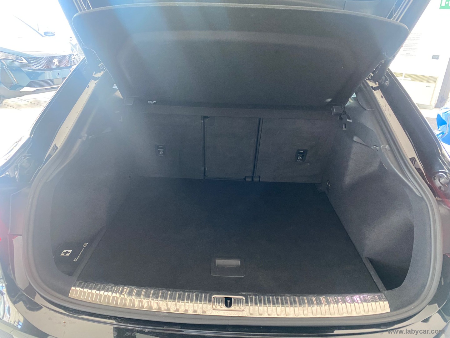 Audi Q3 SPB 35 TDI quattro S tr. S line ed. - Immagine 9