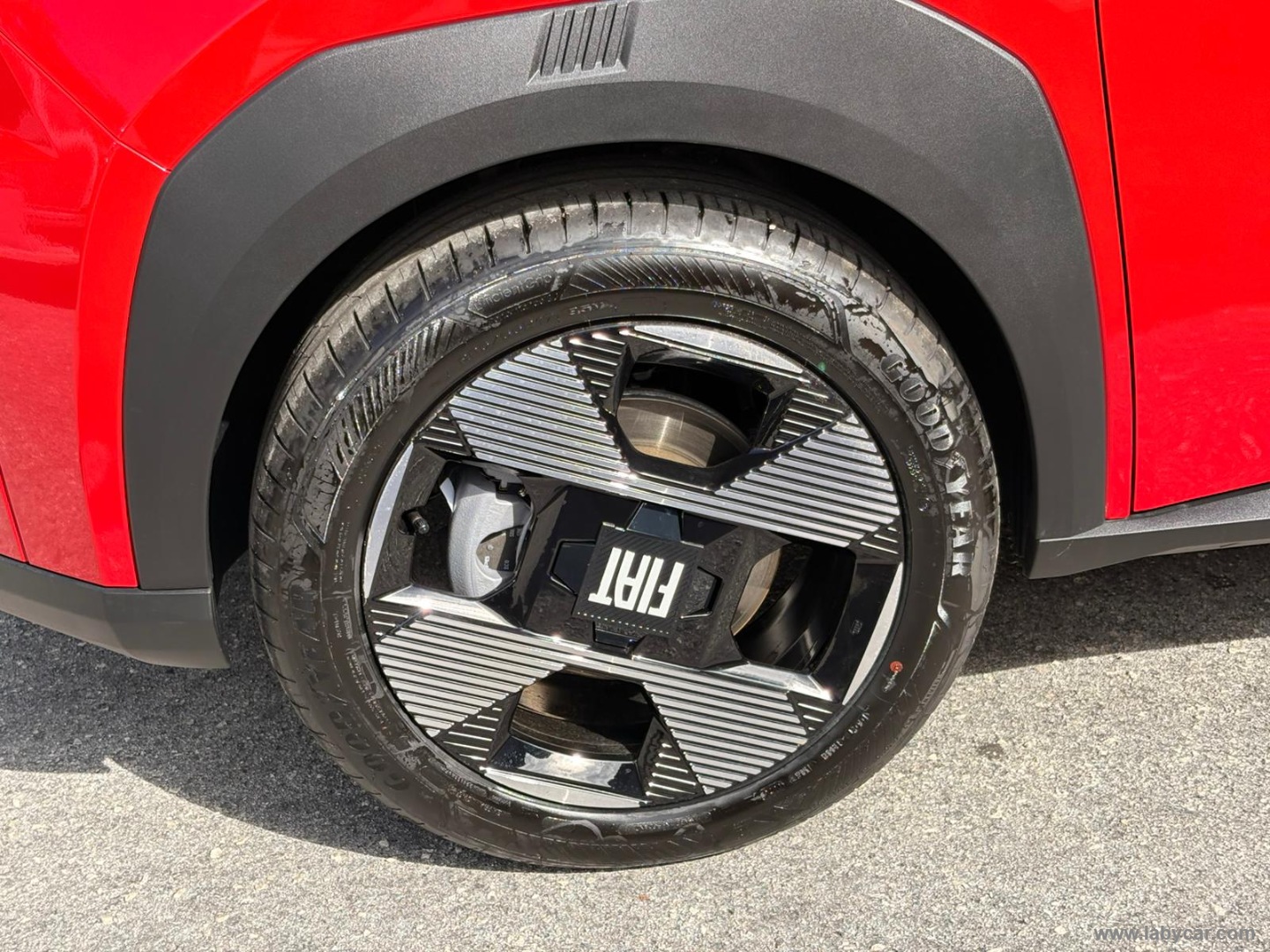 Fiat Grande Panda 1.2 Hybrid 110 S&S La Prima - Immagine 9