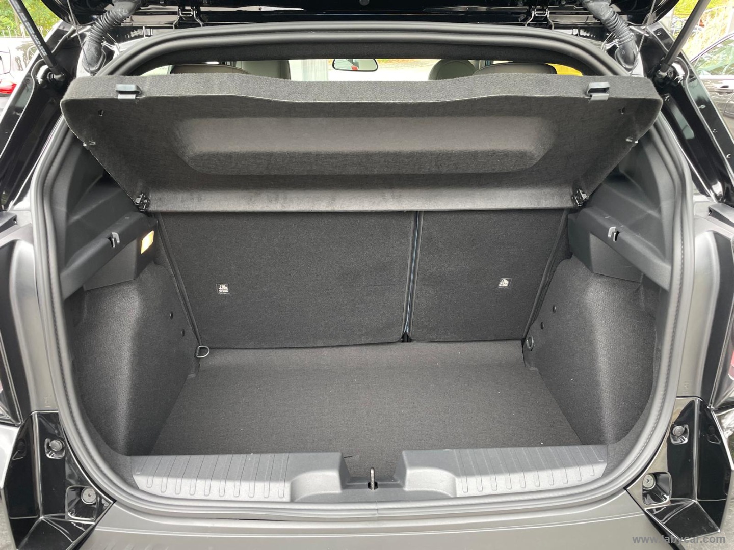 Fiat Grande Panda 1.2 Hybrid 110 S&S La Prima - Immagine 9