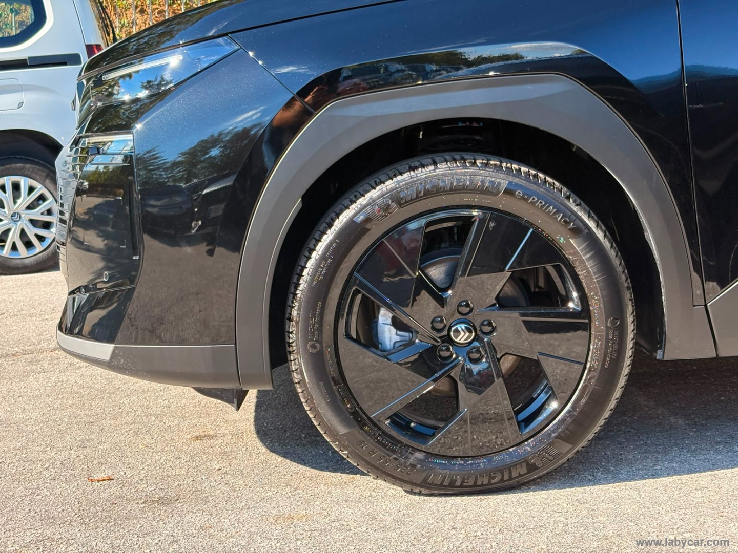 Citroën C5 Aircross Hybrid 145 e-DCS6 Plus - Immagine 9