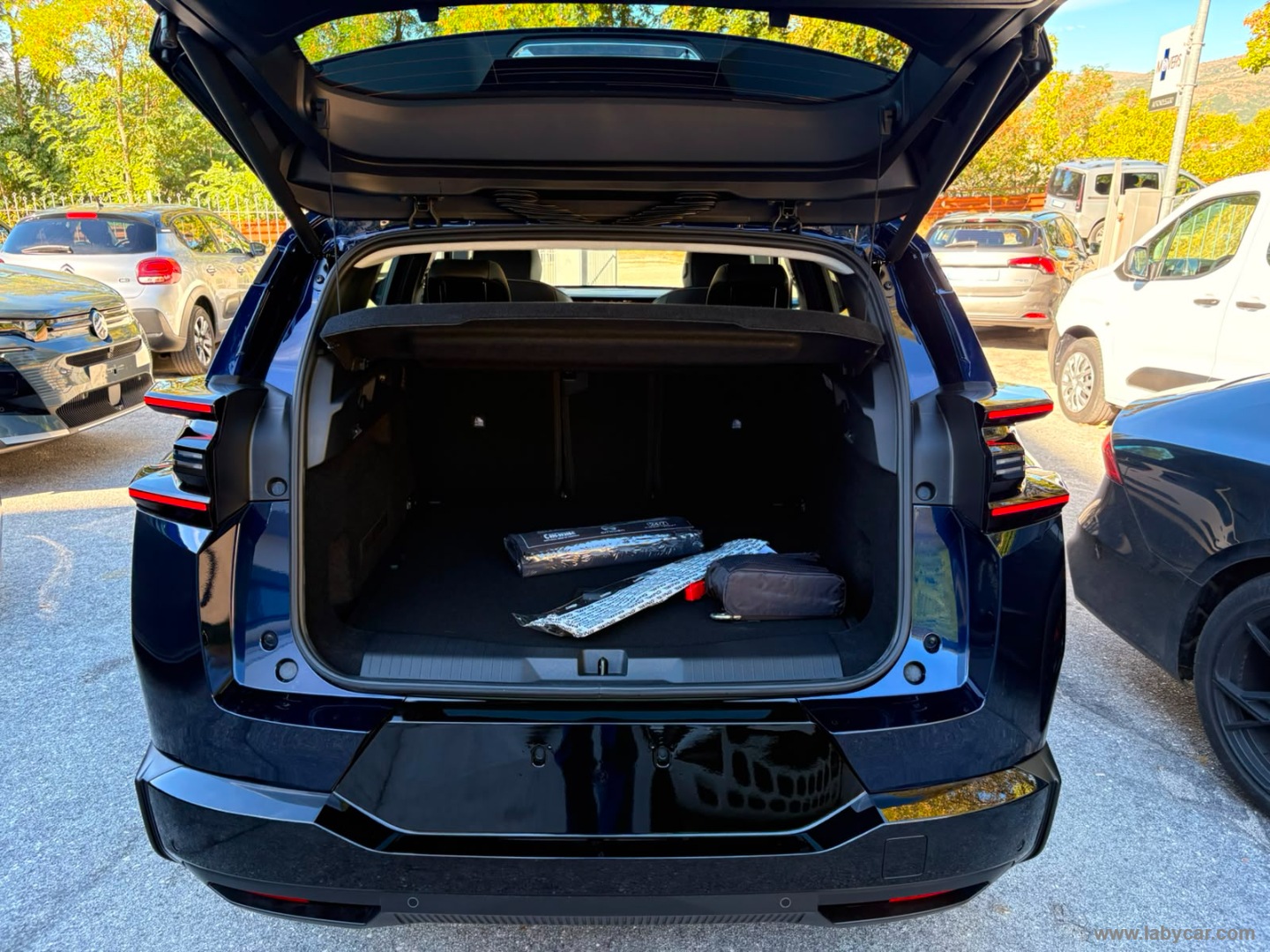Citroën C5 Aircross Hybrid 145 e-DCS6 Max - Immagine 9