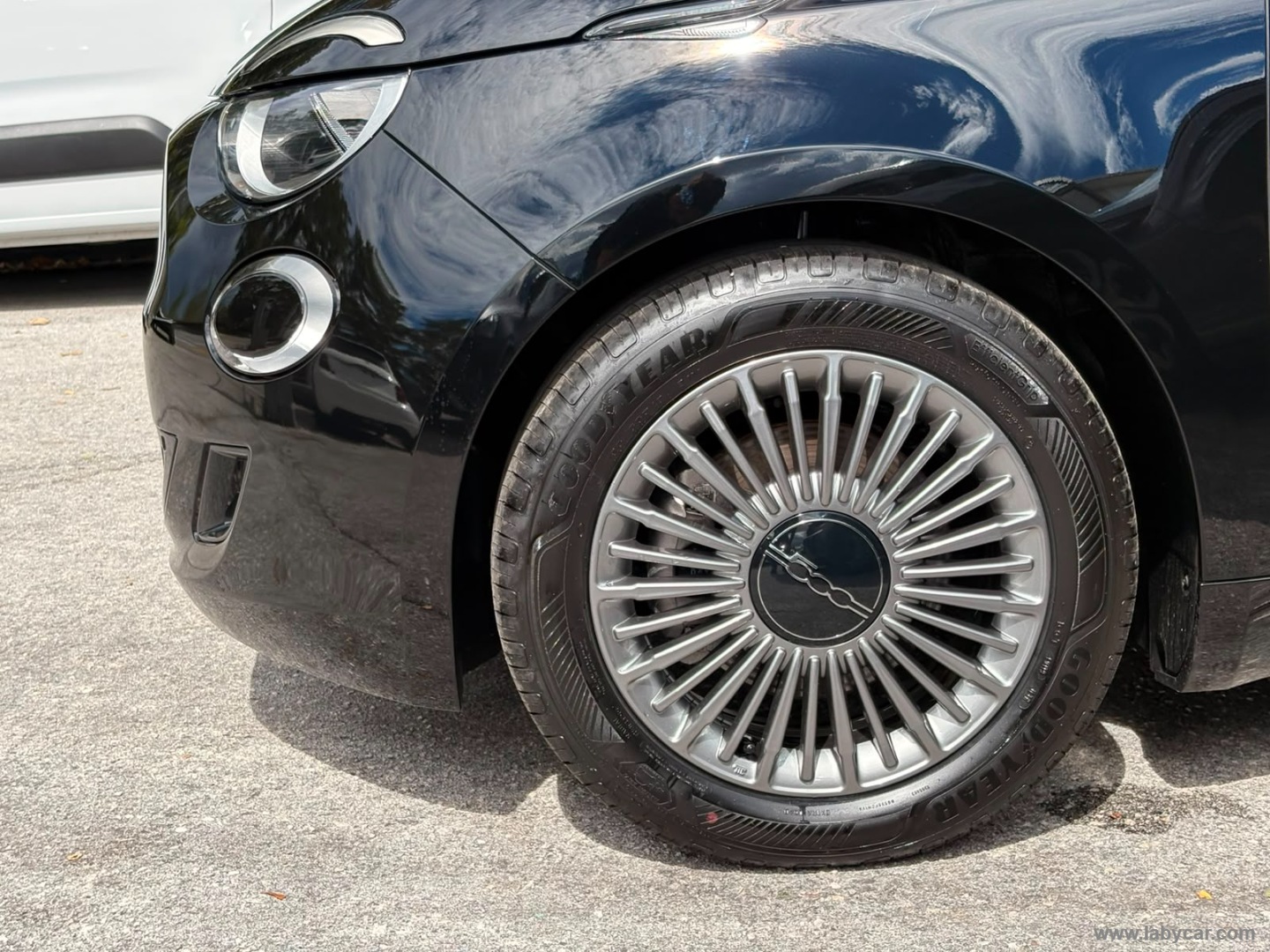 Fiat 500 Berlina Hybrid Icon - Immagine 9