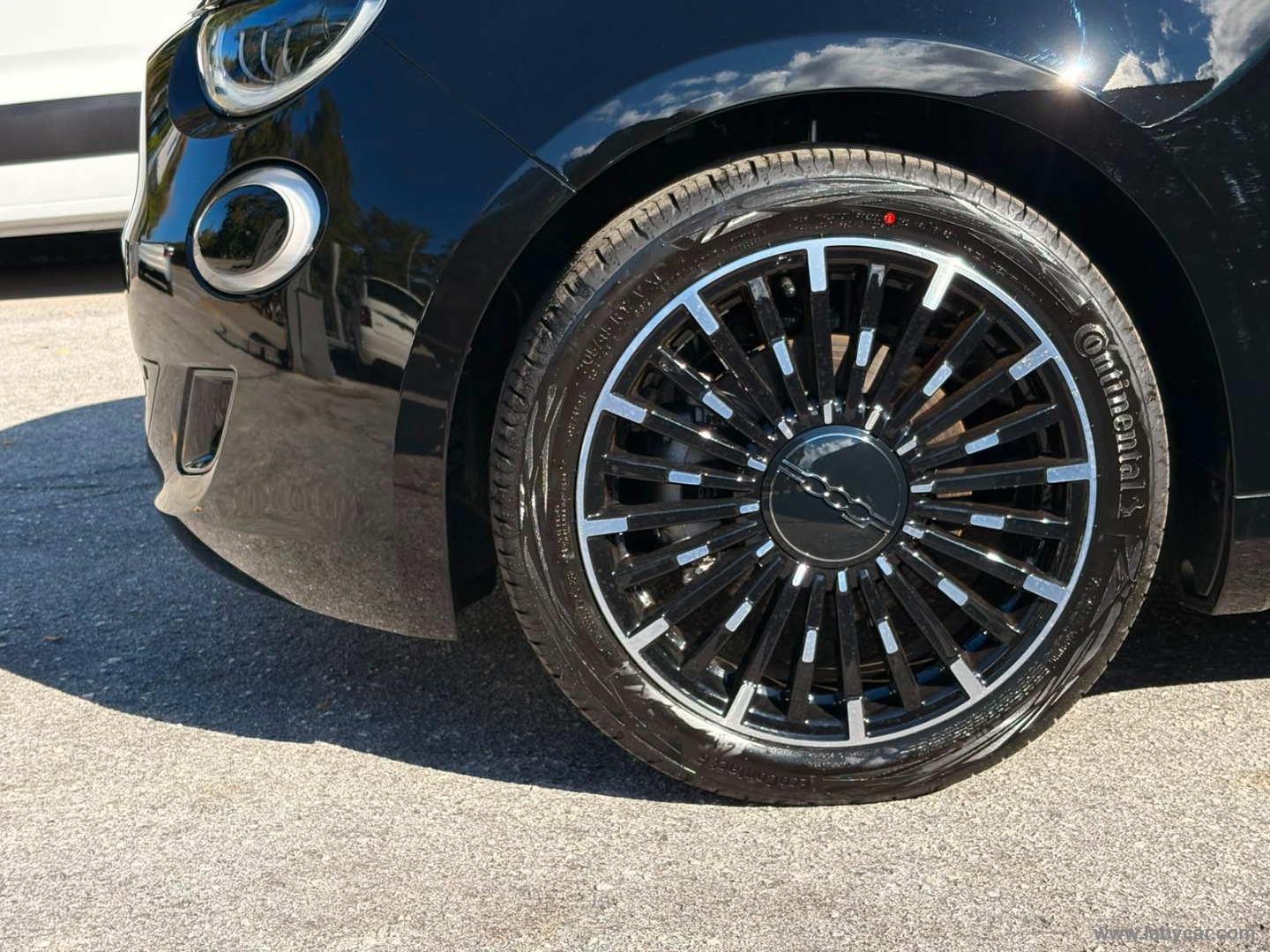 Fiat 500 Berlina Hybrid Icon - Immagine 9