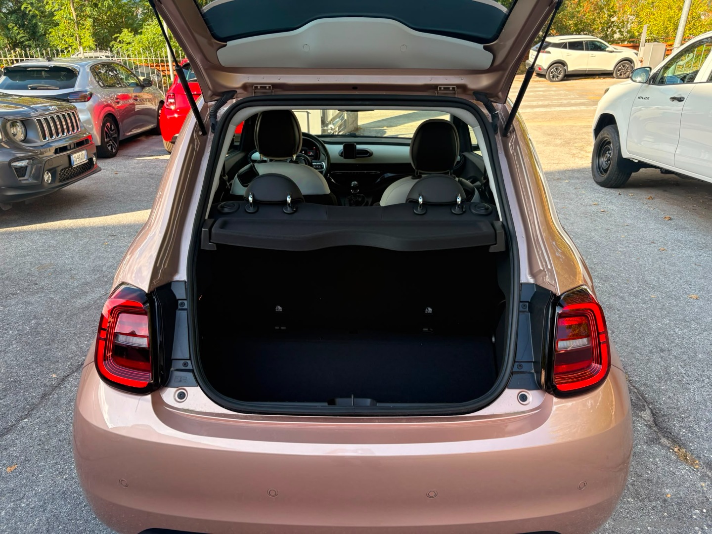 Fiat 500 Berlina Hybrid Pop - Immagine 9