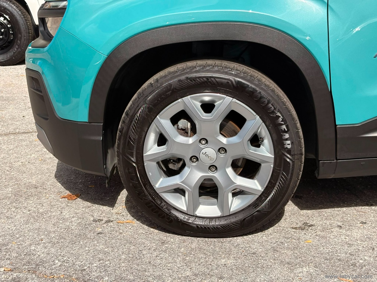 Jeep Avenger 1.2 Turbo Altitude - Immagine 9