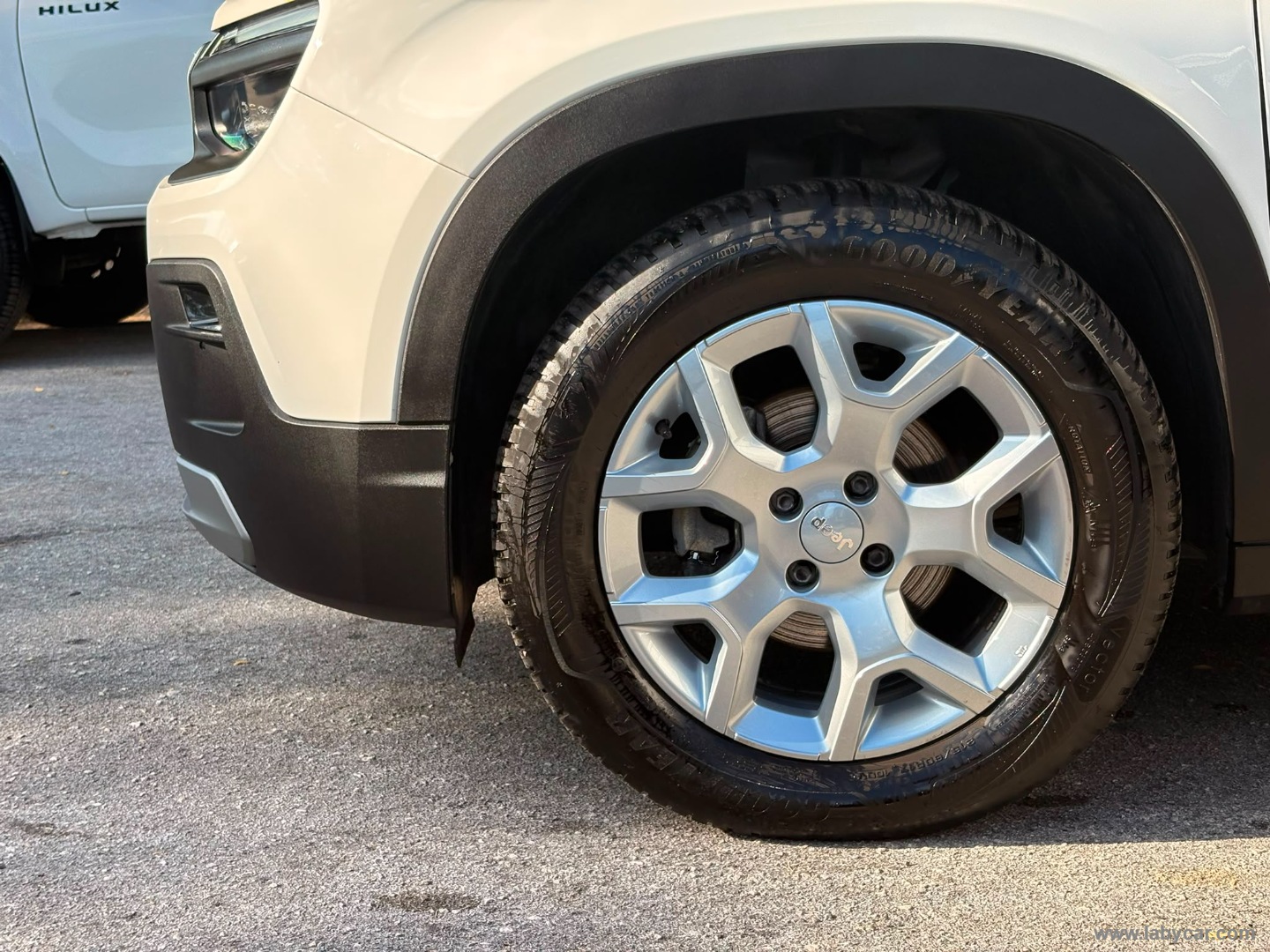 Jeep Avenger 1.2 Turbo Altitude - Immagine 9