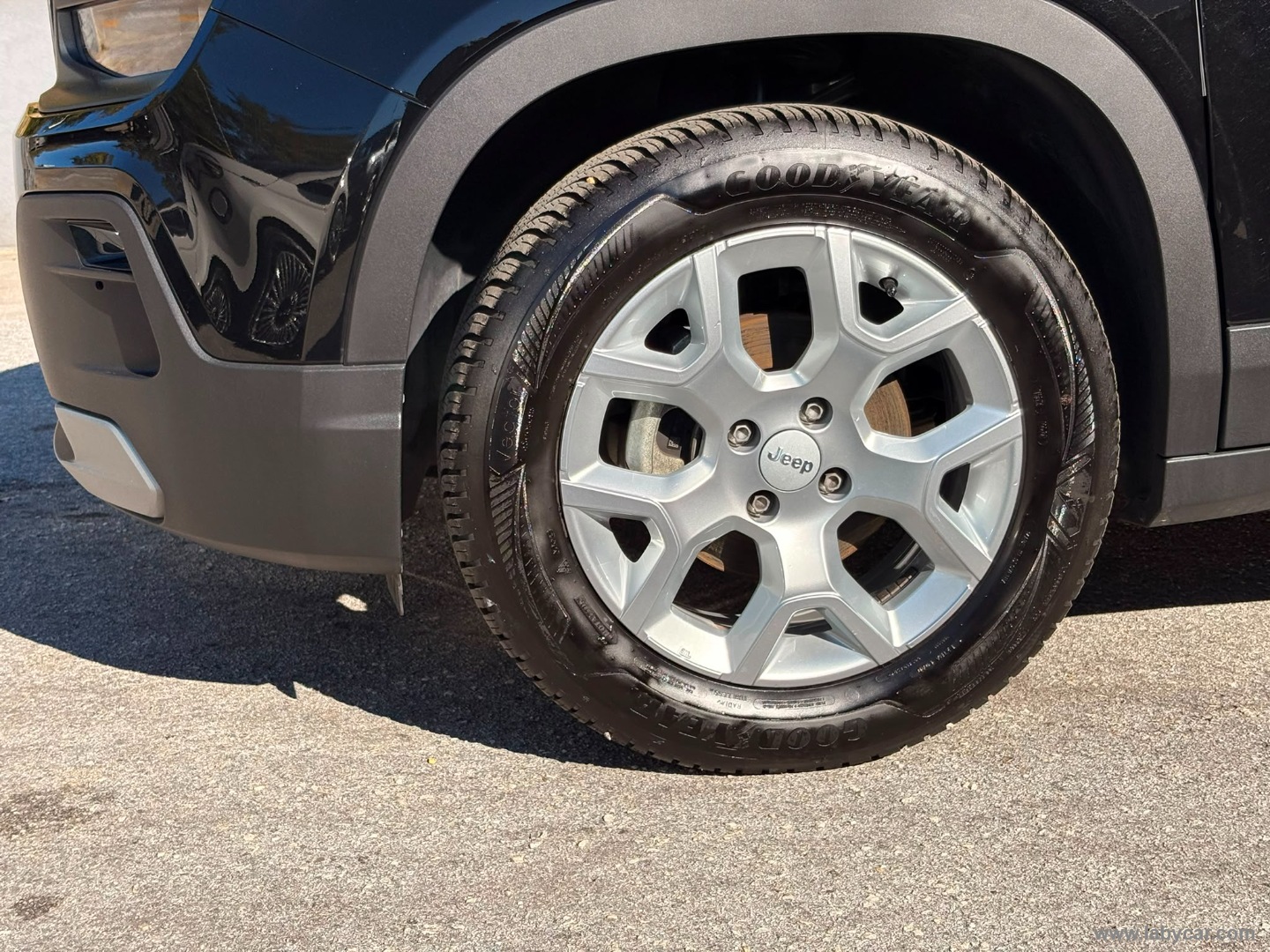 Jeep Avenger 1.2 Turbo Altitude - Immagine 9