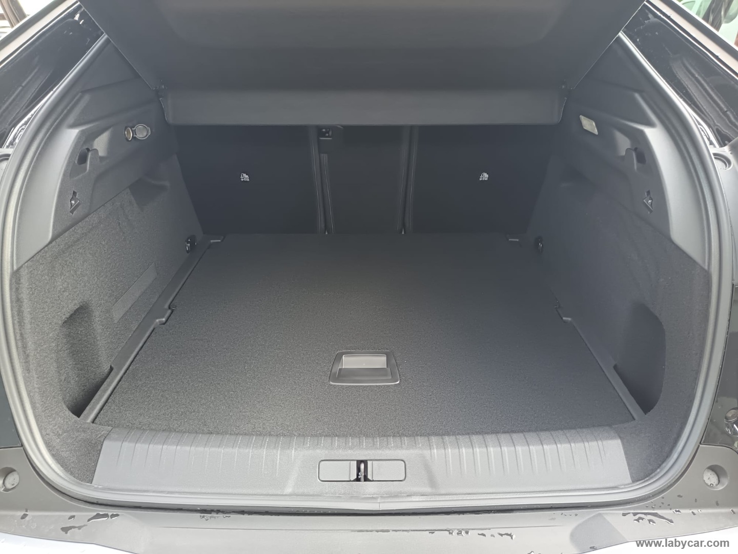 Peugeot 3008 Hybrid 145 e-DCS6 GT - Immagine 9