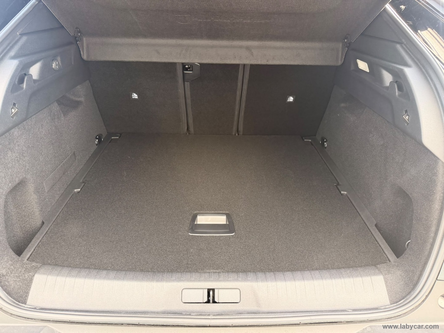 Peugeot 3008 Hybrid 145 e-DCS6 GT - Immagine 9