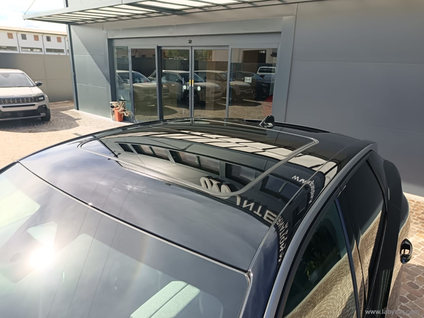 Peugeot 3008 Hybrid 145 e-DCS6 GT - Immagine 9