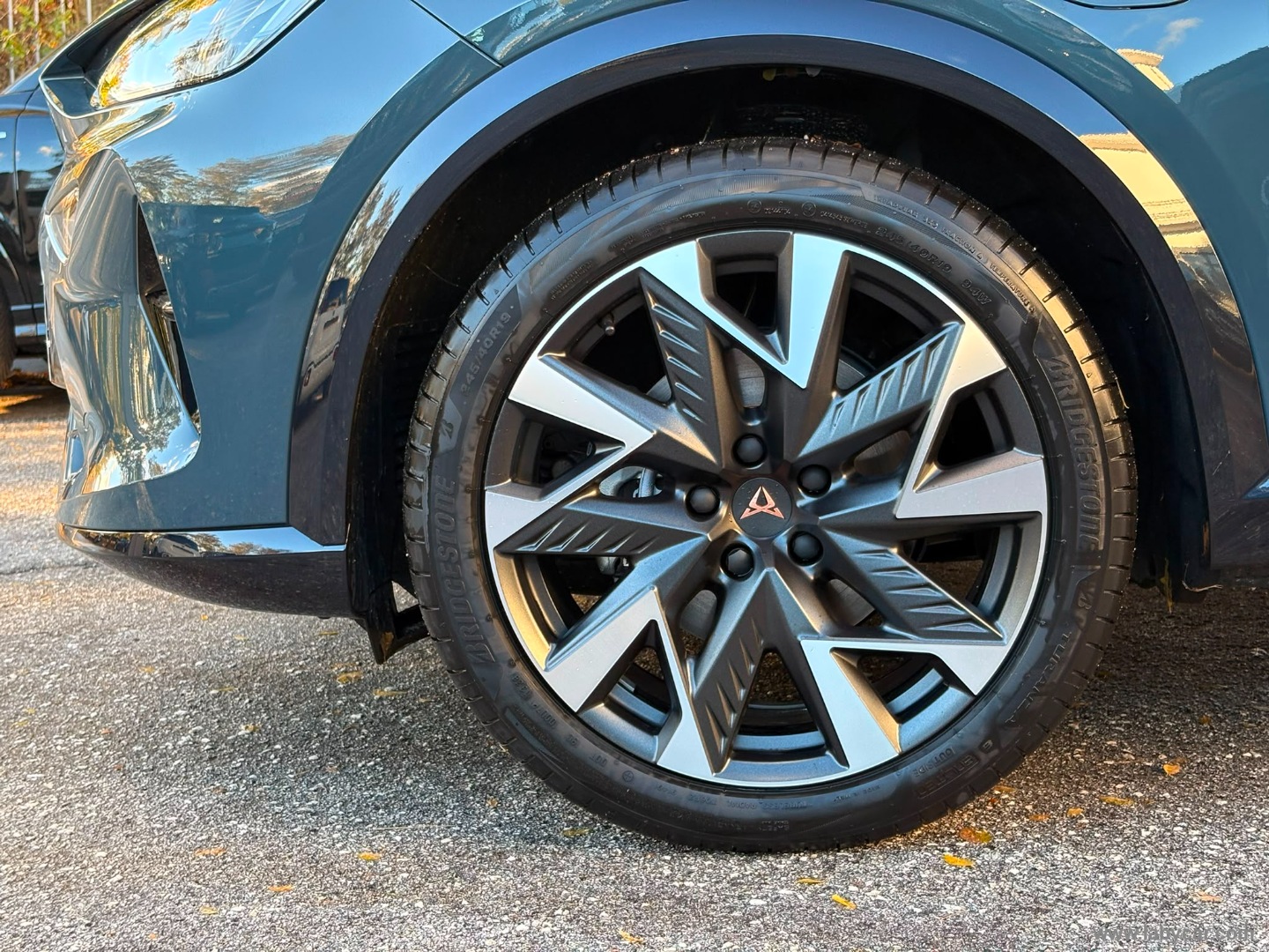 CUPRA Formentor 1.5 e-Hybrid DSG - Immagine 9