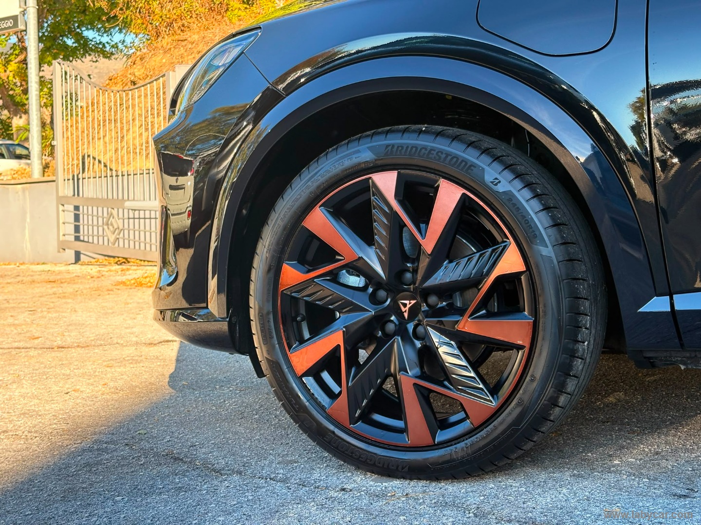 CUPRA Formentor 1.5 e-Hybrid DSG - Immagine 9