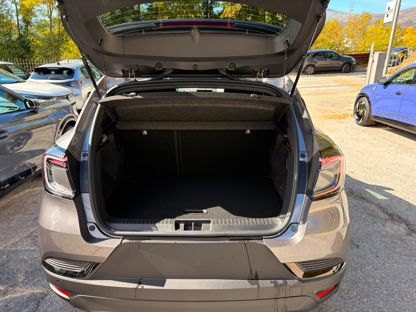 Renault Captur Eco-G 120 CV Techno - Immagine 9