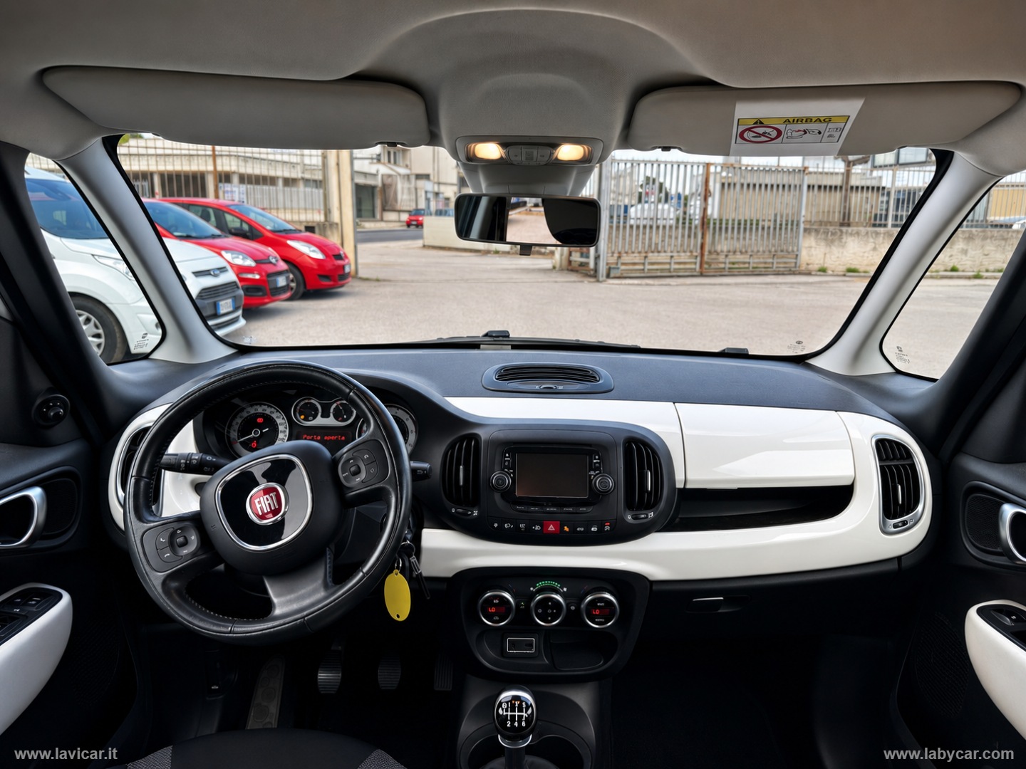 500L 1.6 MJT 120 CV Lounge - immagine 9