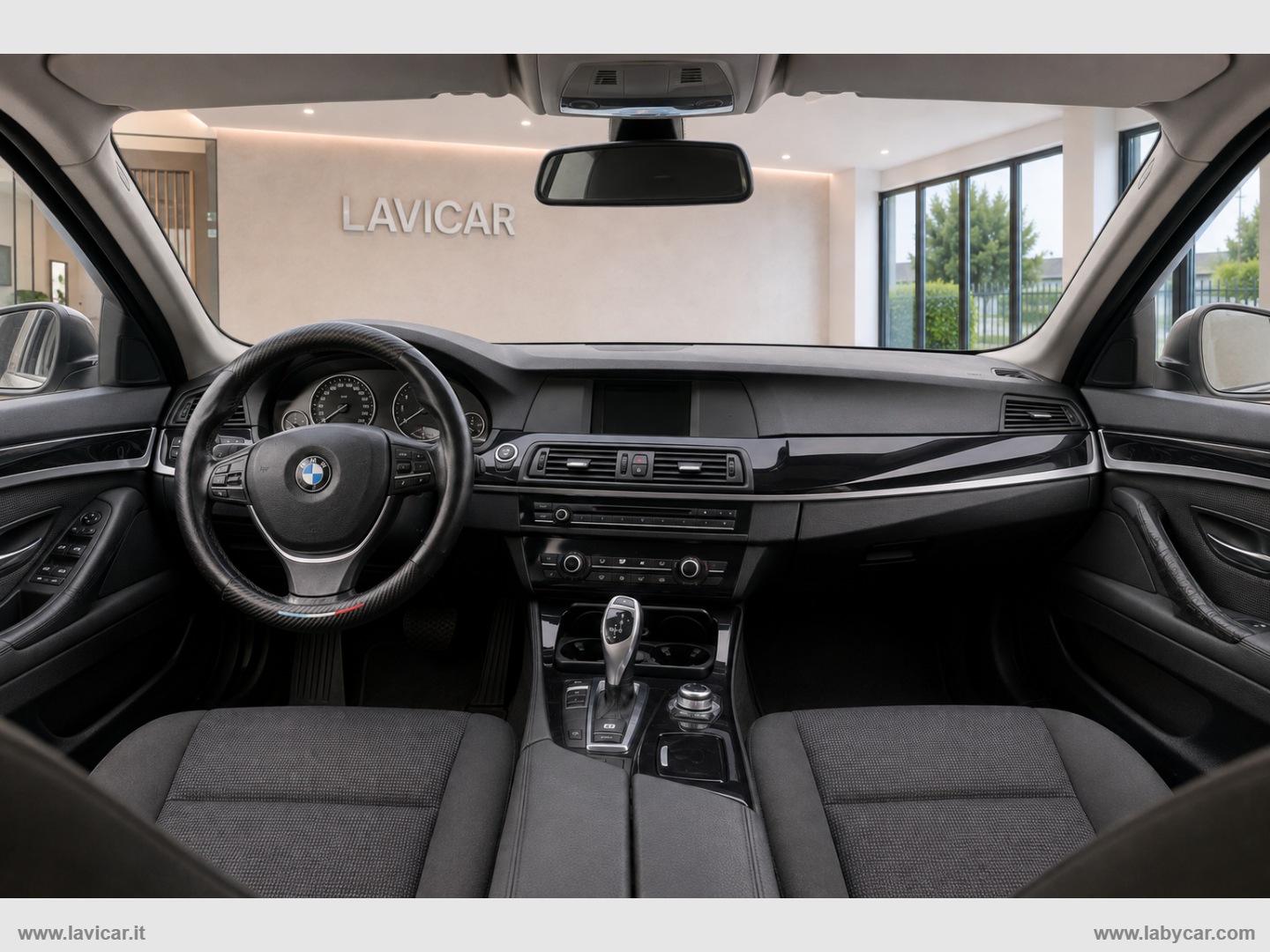 520d Touring Luxury - immagine 9