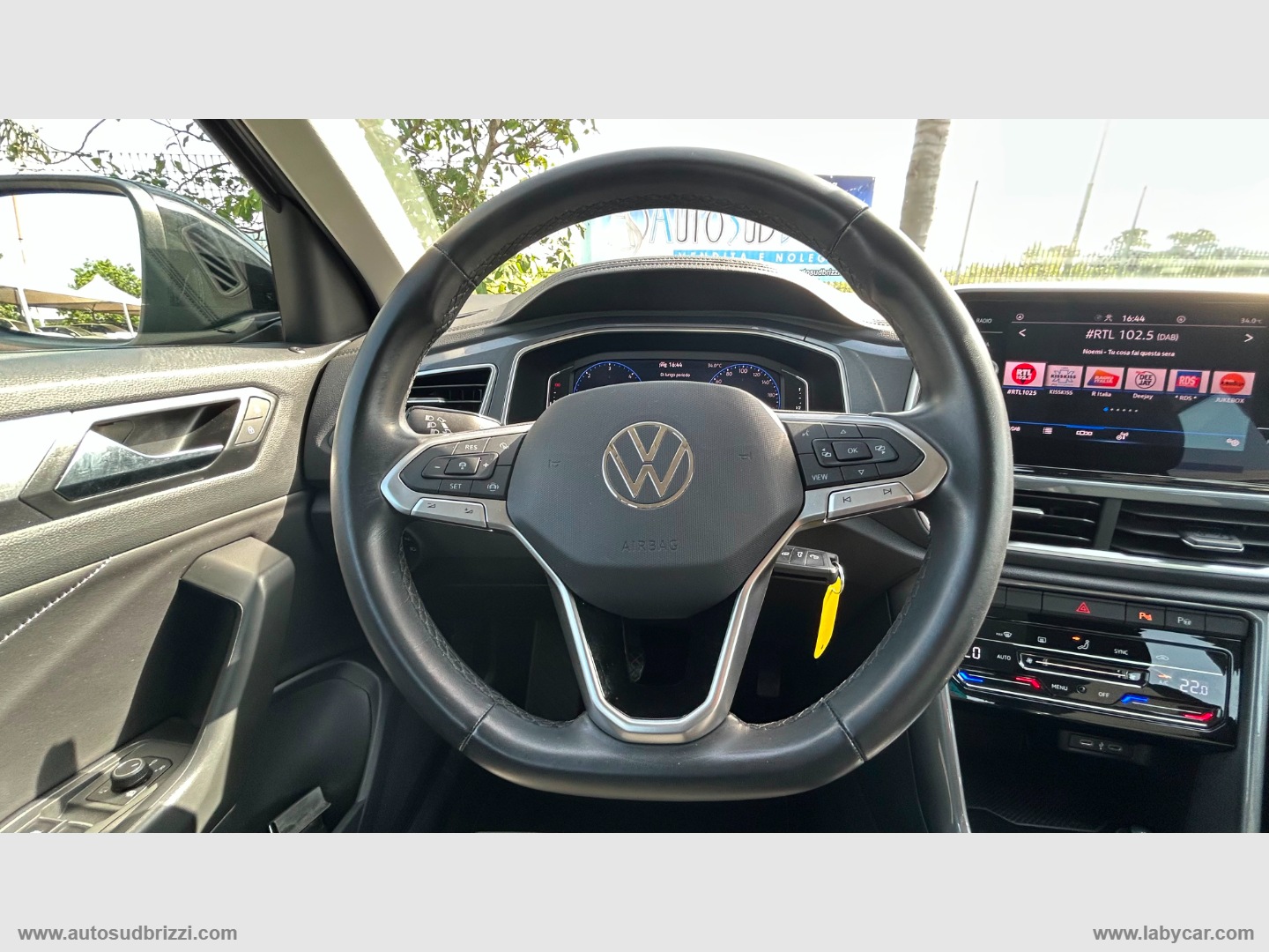 T-Roc 2.0 TDI 116 CV SCR Style - immagine 9