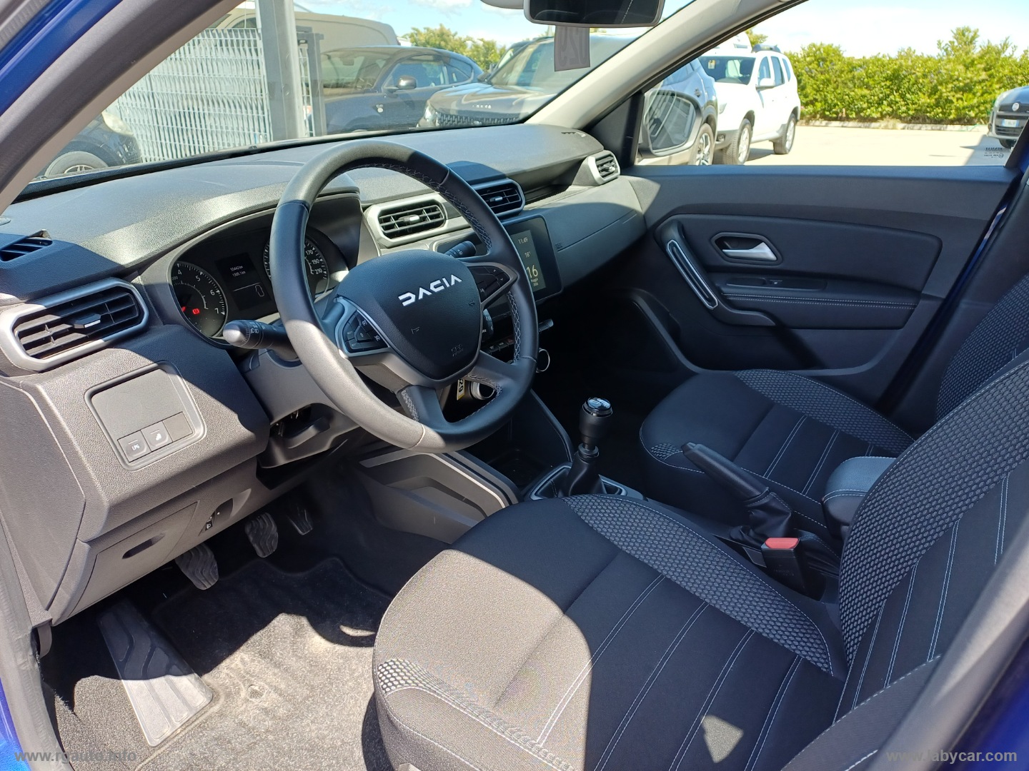 Duster 1.0 TCe GPL 4x2 Journey - immagine 9