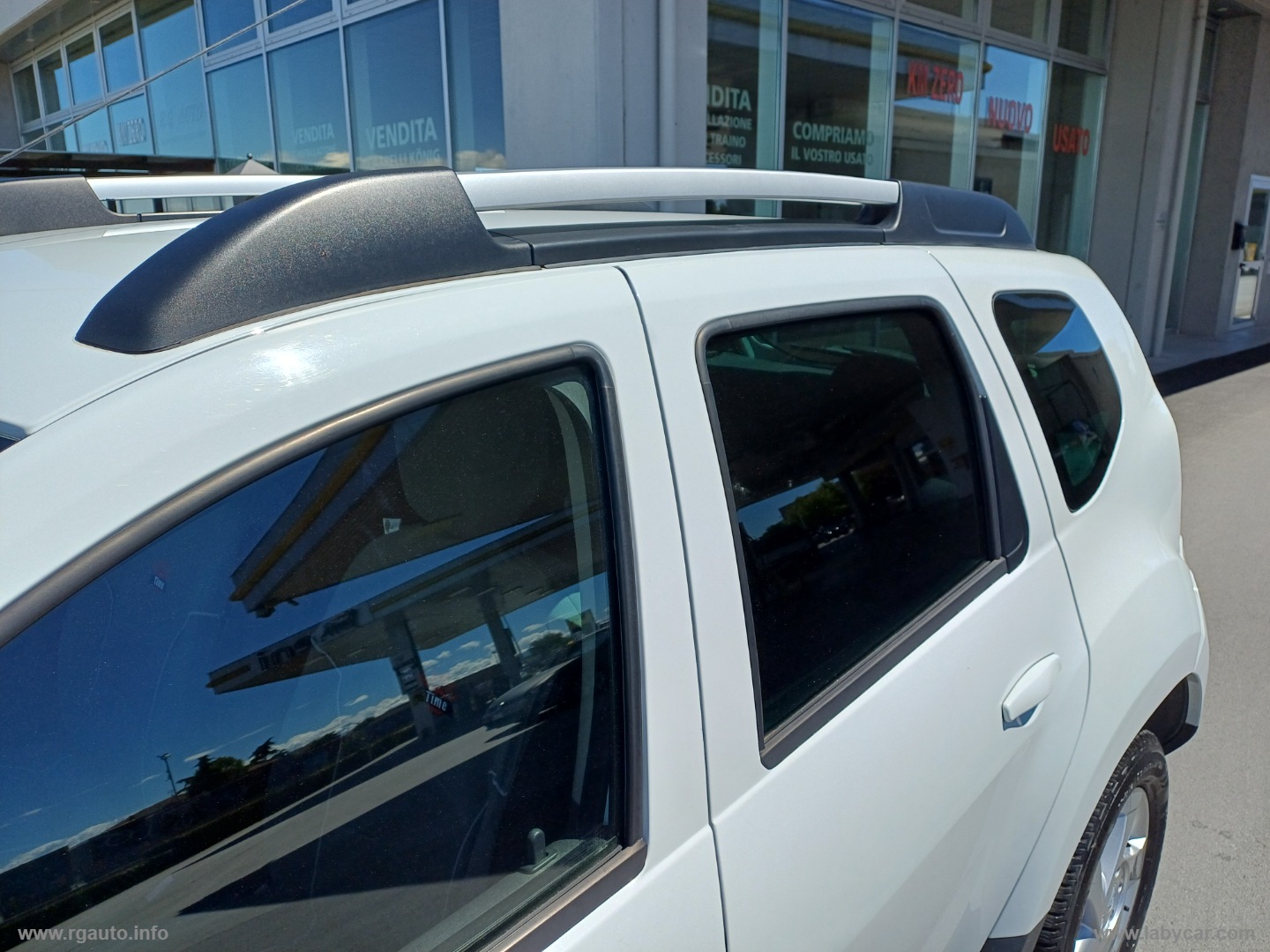 Duster 1.5 dCi 110CV 4x4 Lauréate Autoc. - immagine 9